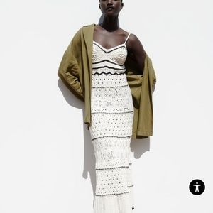 Women Zara 
OPEN BLAZER